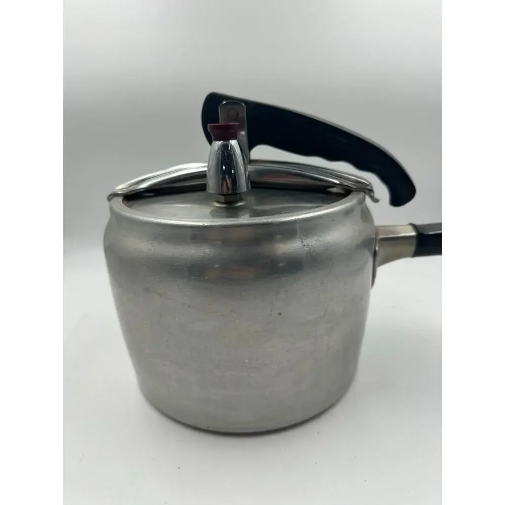 Vintage Wear Ever Aluminum Pressure Cooker Model 3637